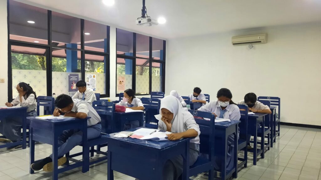 Ruang Kelas - SMA Pramita
